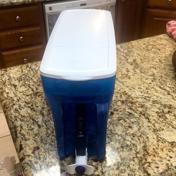 ZeroWater Kitchen Zero Water 2 Cup Dispenser Poshmark